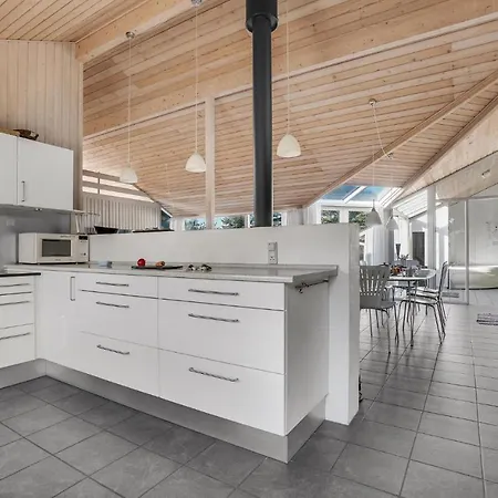 Strandhus I Med Sauna Feriehus Fjerritslev