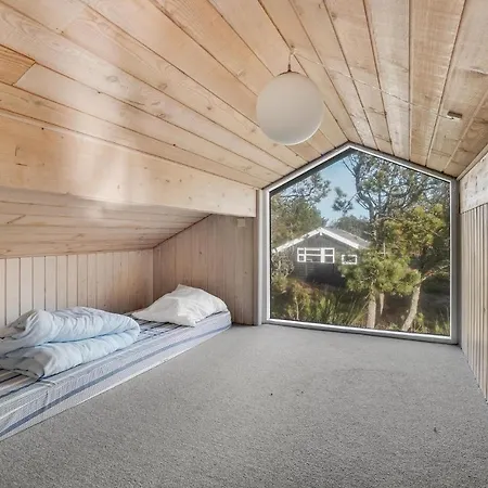 Feriehus Strandhus I Med Sauna