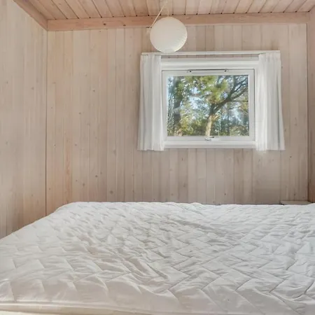 4 Bedroom Gorgeous In Fjerritslev Casa vacanze Fjerritslev