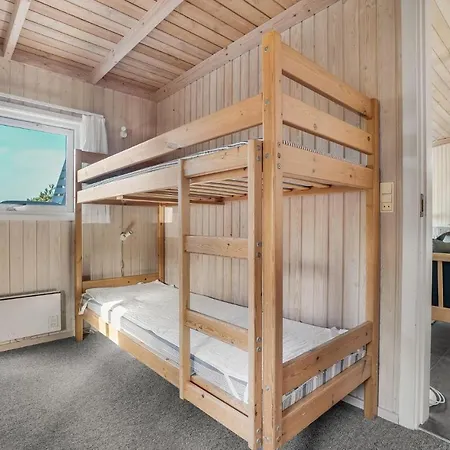 Feriehus Strandhus I Med Sauna Fjerritslev